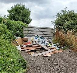 Fly-tipping in Wootton