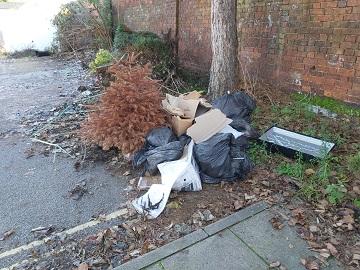 Fly-tipping, Muswell Road, Bedford