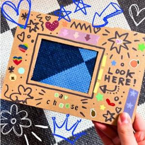 A colour-viewer made in a craft session