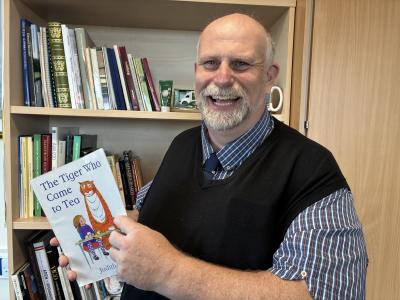 Mayor Tom Wootton with The Tiger Who Came To Tea
