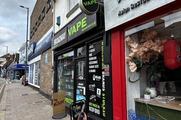 Broadway Vapse Bedford