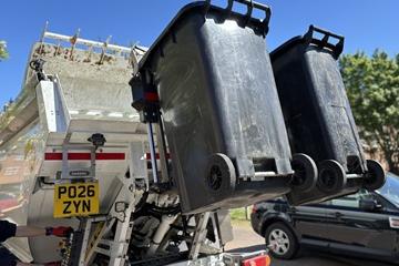 Food waste collection vehicle